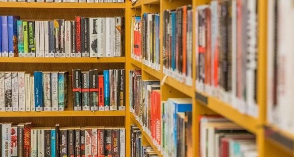 A Saturday Morning in the Bookstore