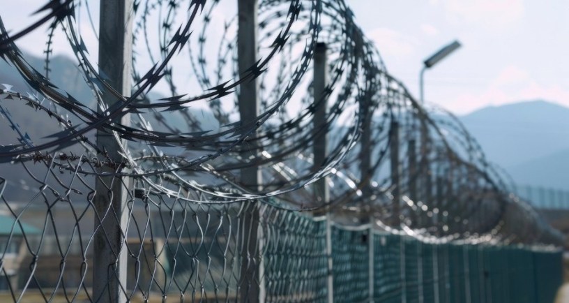 Barbed wire fence. Photo Credit: Tung Lam/Pixabay
