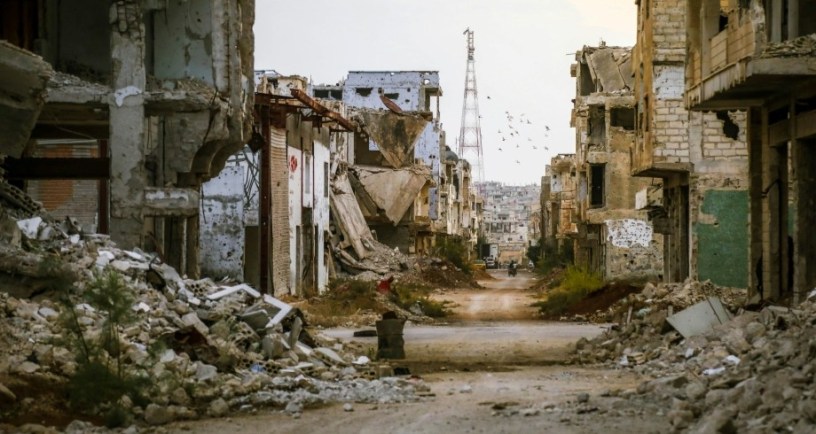 Syrian slum filled with battle rubble